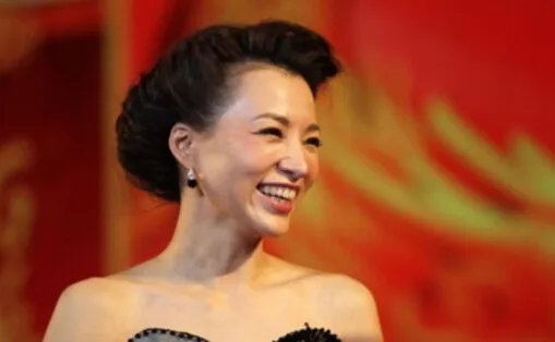 董卿无遮挡奶图曝光 混乱情史被扒