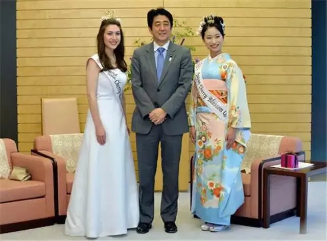 菅义伟将辞职!为什么日本的首相都干不长?而安倍却能长期执政?