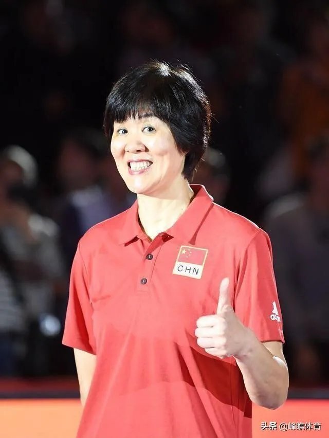 面对劲敌意大利，大家觉得郎平教练会怎样分配两主攻和一接应？