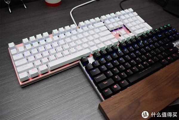 送女友的玫瑰金键盘 — 达尔优 108键 机械点彩版 背光机械键盘 开箱