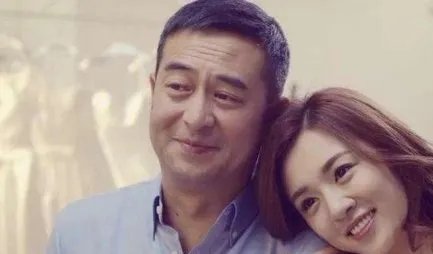 曾把胡歌亲到吐的王晓晨,现在还是单身吗?
