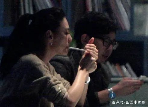 在看了《乘风破浪的姐姐》这个节目后，你觉得张雨绮是一个怎样的人？