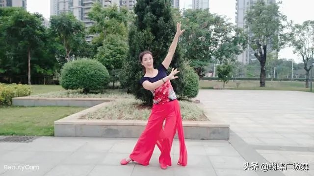 广场舞的步伐有规律和规定吗?