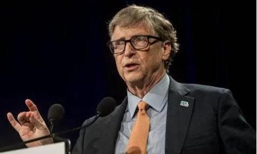 微软董事决定盖茨应离开董事会,你觉得他应该离开董事会吗?