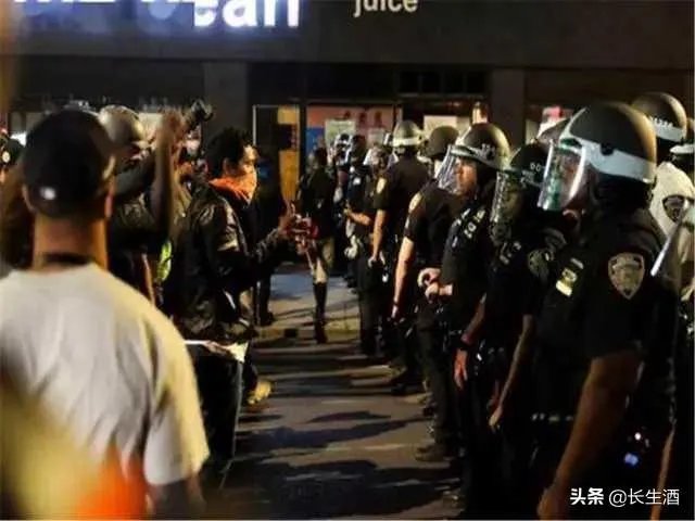 美国如火如荼的暴乱突然没有了消息？是已经控制住了吗？