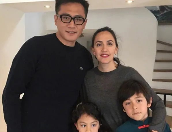 刘烨混血儿女近照曝光，诺一霓娜差别太大了吗？