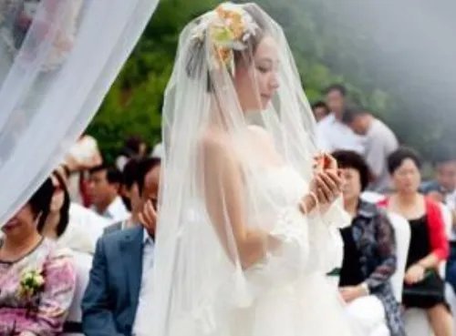 朋友结婚怎么发朋友圈 宣布结婚的朋友圈文案有哪些