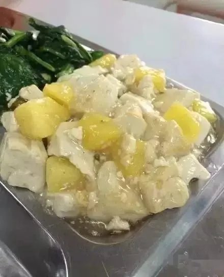 为什么大学食堂会出一些很怪的菜？