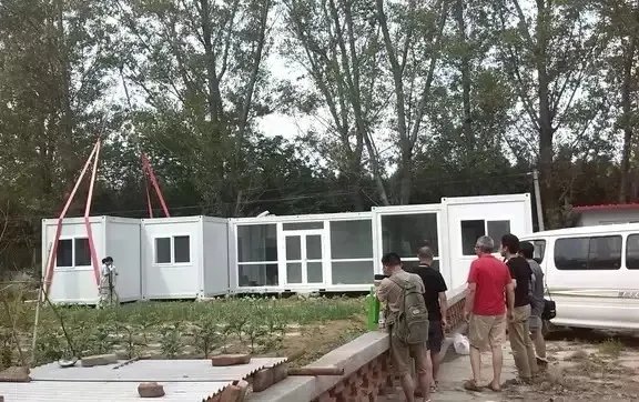 52岁大叔,在北京用集装箱造了一栋“桃花源”别墅,看完就膜拜了!