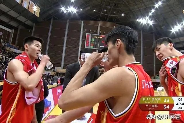 常规赛广厦大胜八一男篮,李春江全场上了11位本土球员,对此你怎么看?