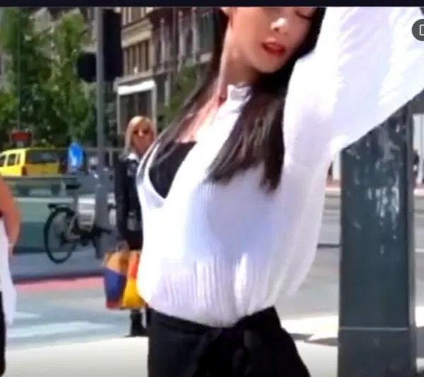 命中注定我爱你邢昭林梁洁免费观看哪一集安娜在街头跳舞？