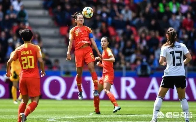 世界杯首战中国女足输球,为什么球迷喊不用道歉?