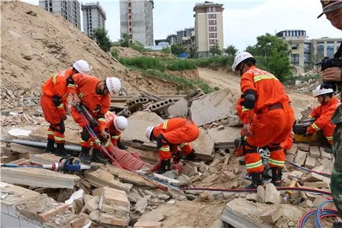 贵阳停车场垮塌事故