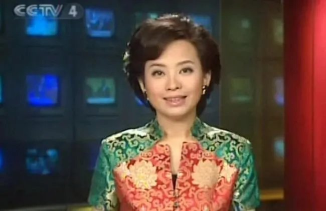 中央4台女主持人名字