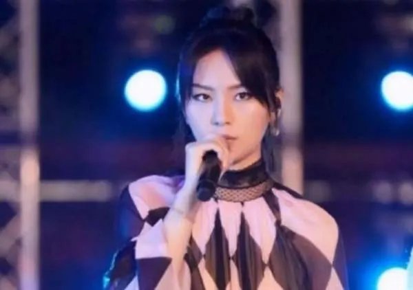 周笔畅整容竟然成功了,她本人回应了什么呢?