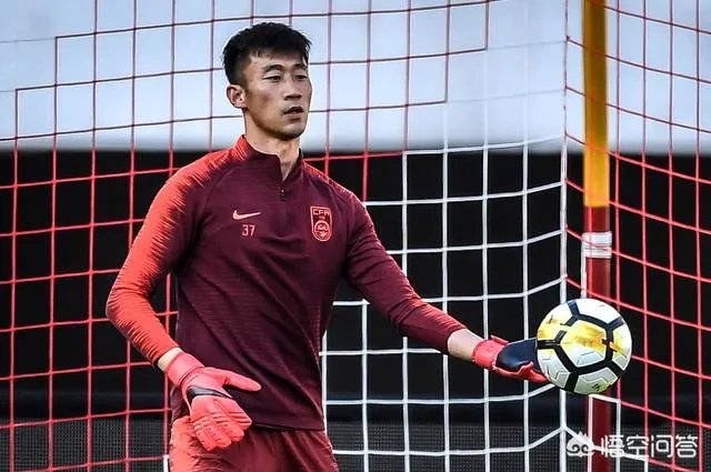 国足门将张鹭酒驾被刑拘了，他会被国足开除么？