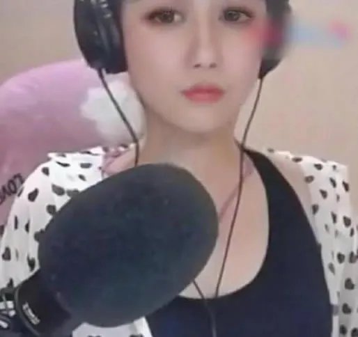 乔碧萝全网黑名单怎么回事:真名曝光及被全网黑名单始末