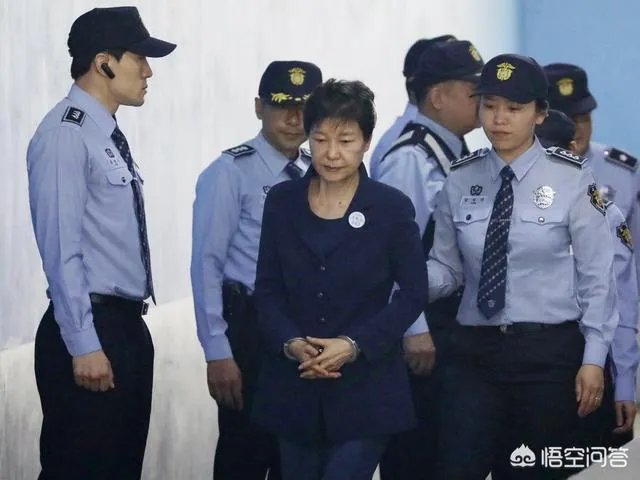 在监狱的第二个春节，朴槿惠过得不舒心吗？为什么？