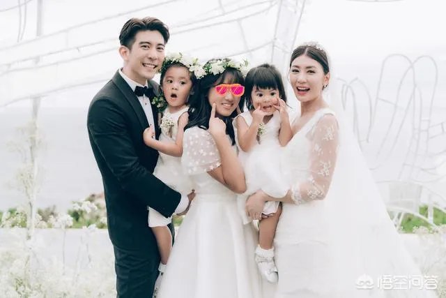 如何评价贾静雯修杰楷这一对夫妻?为什么现在才办婚礼?