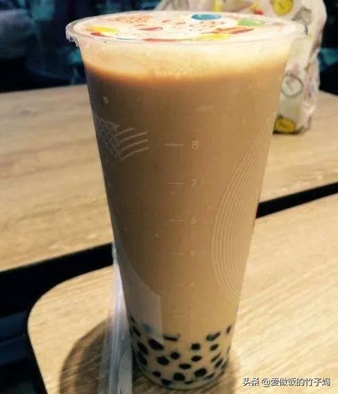一个人摆摊做甜品什么甜品好做?
