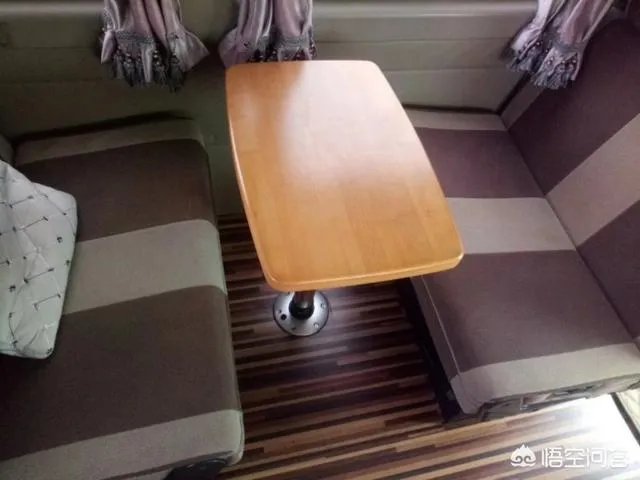 什么车既能轻度越野又能当房车？