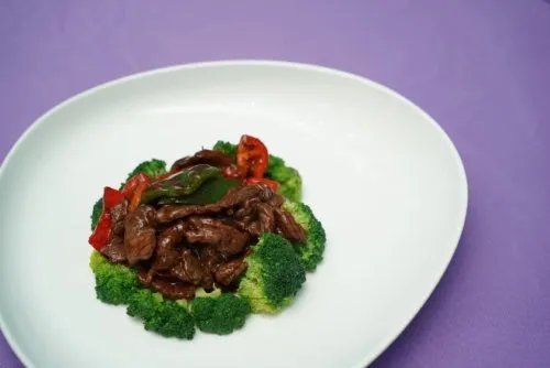 杭州亚运村运动员餐厅菜单出炉 各地美食汇聚很馋人