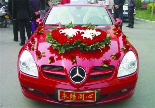 婚车租赁价格一览表2017 婚礼车队用几辆合适