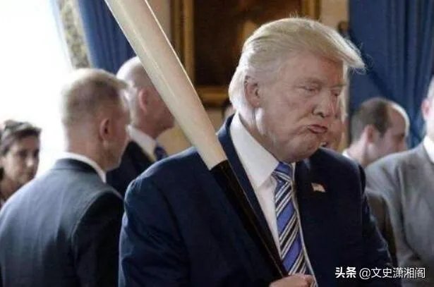 美国国务卿彭佩奥父亲去世,未透露是否死于新冠病毒,大家怎么看?