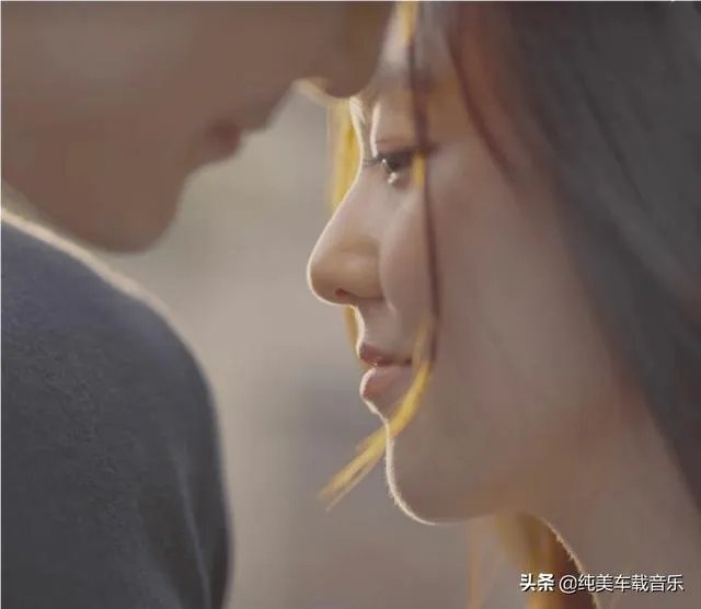 婚礼上新娘出场适合弹什么钢琴曲?
