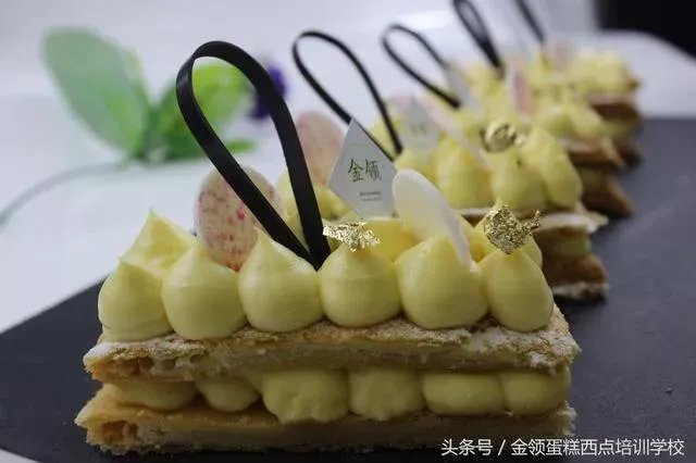 学蛋糕一般要学多久可以出师啊?