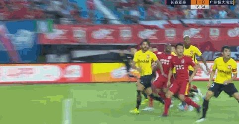 恒大2-3遭亚泰逆转,张琳梵回传失误,乌龙助攻亚泰绝杀,如何评价这场比赛?
