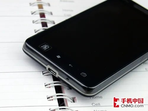 4.3寸屏+800MHz 行货旗舰HTC天玺评测