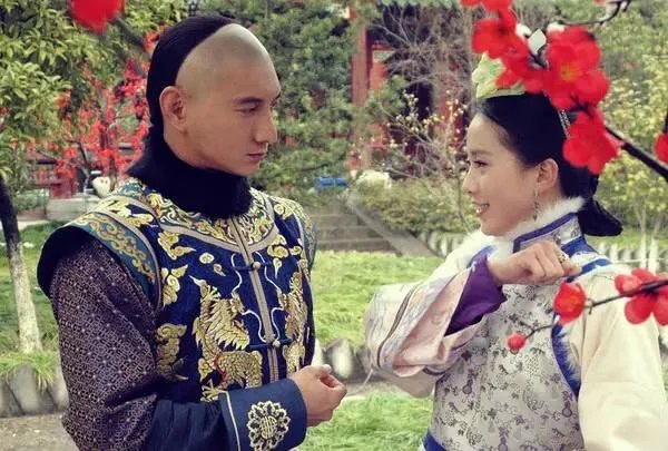 刘诗诗为什么嫁给吴奇隆这位大叔?