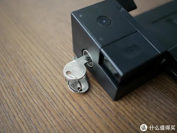 试着捡了一次“垃圾”,Thinkpad拓展坞让我的小黑变身台面主机